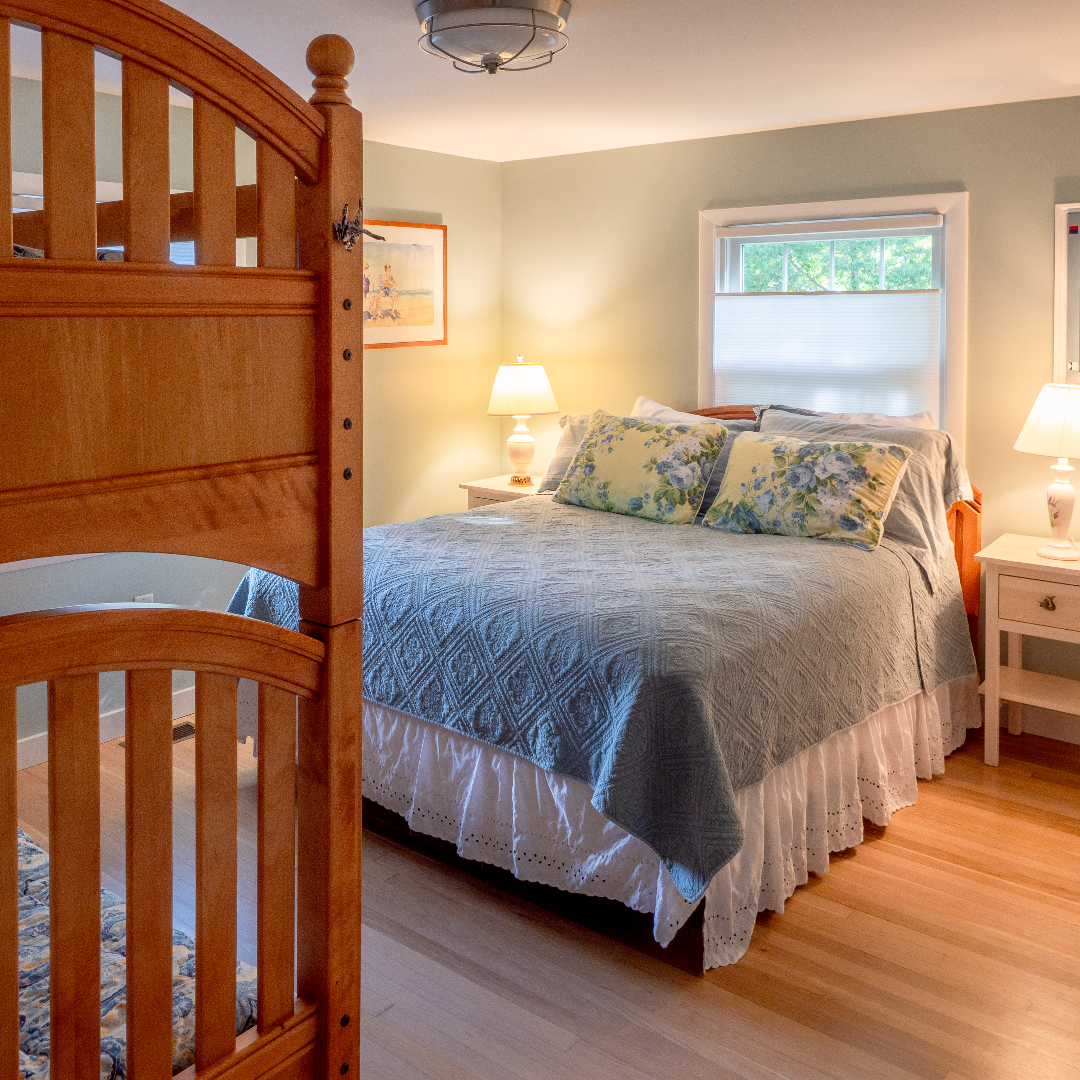 Bunk Bedroom 1