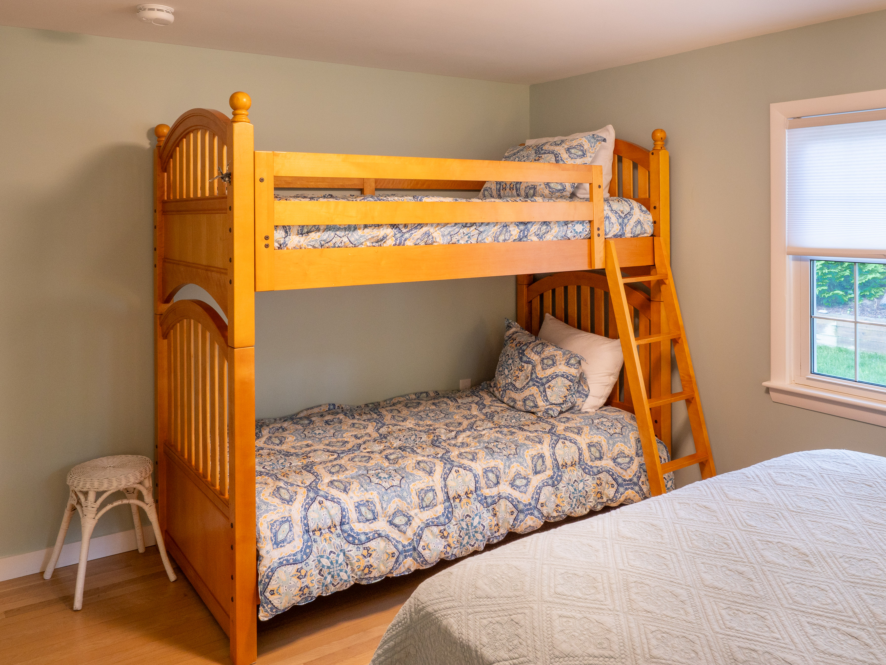 Bunk Bedroom 1